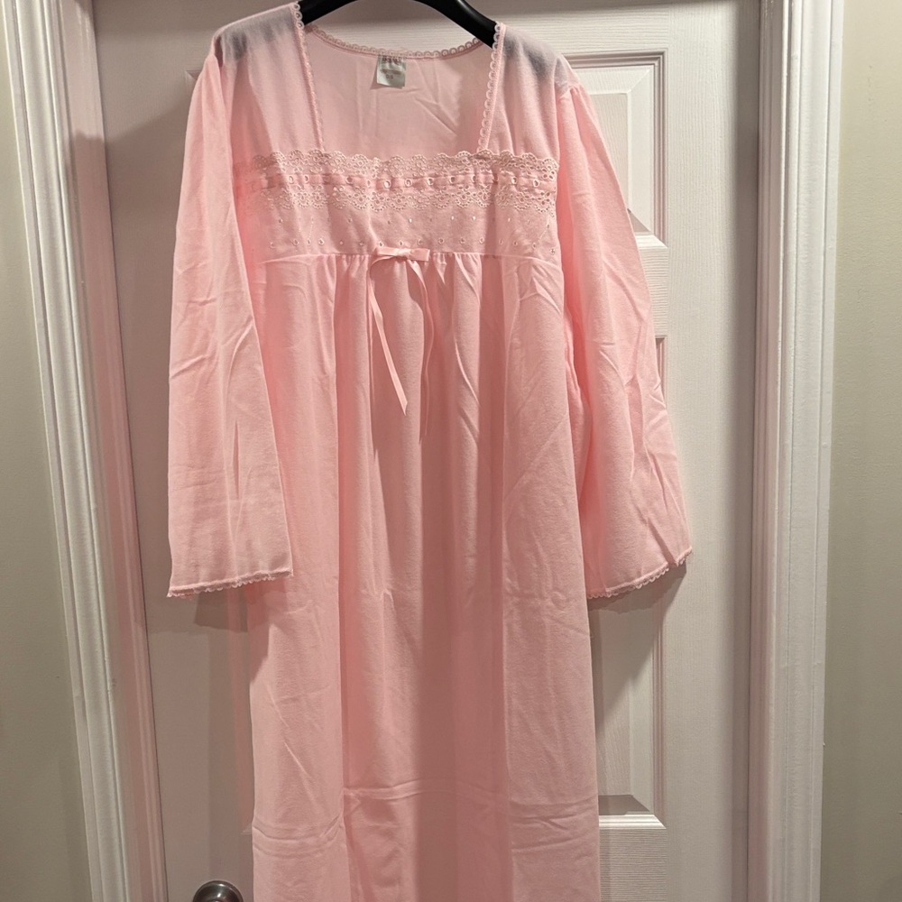 Pink Long Sleeve Nightgown